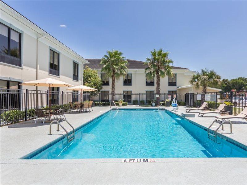 Baymont By Wyndham Savannah/Garden City Port Wentworth Exteriör bild